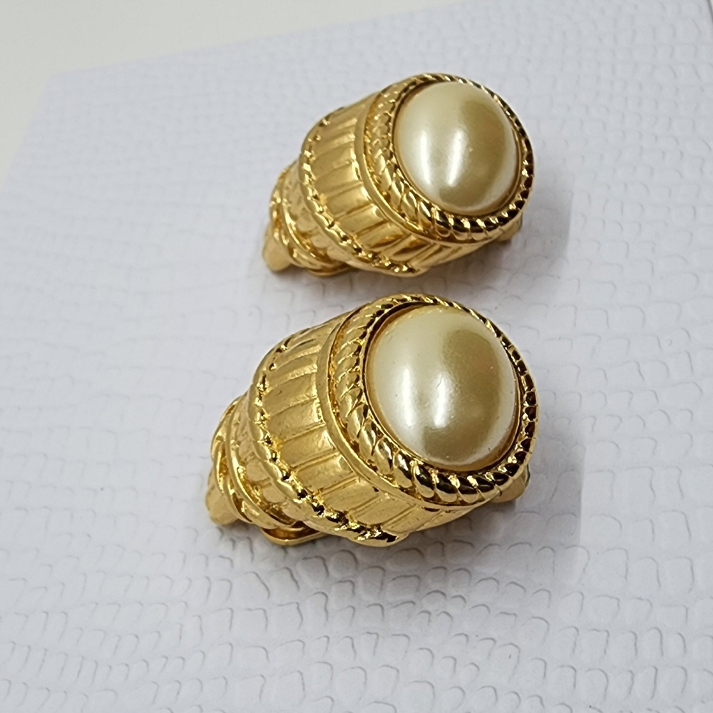Kenneth Jay Lane Gold & Faux Pearl  Clip On Earrings